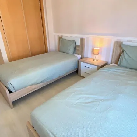 Morada Do Sol - Fun Apartment, With Pool & Close To The Strip Apartment
